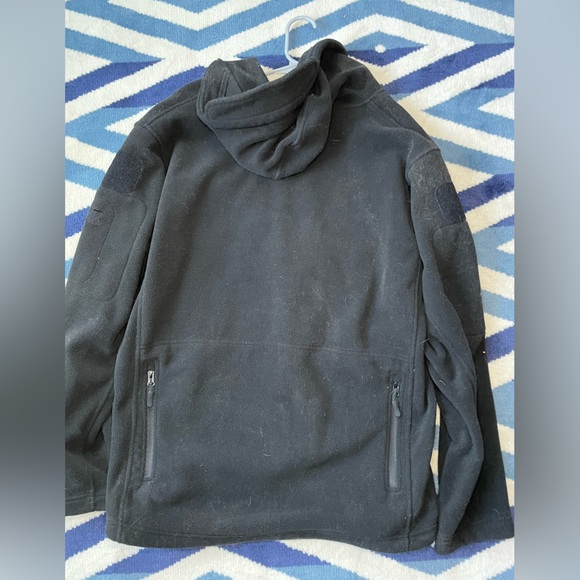 Fleece jacket - Picture 3 of 3